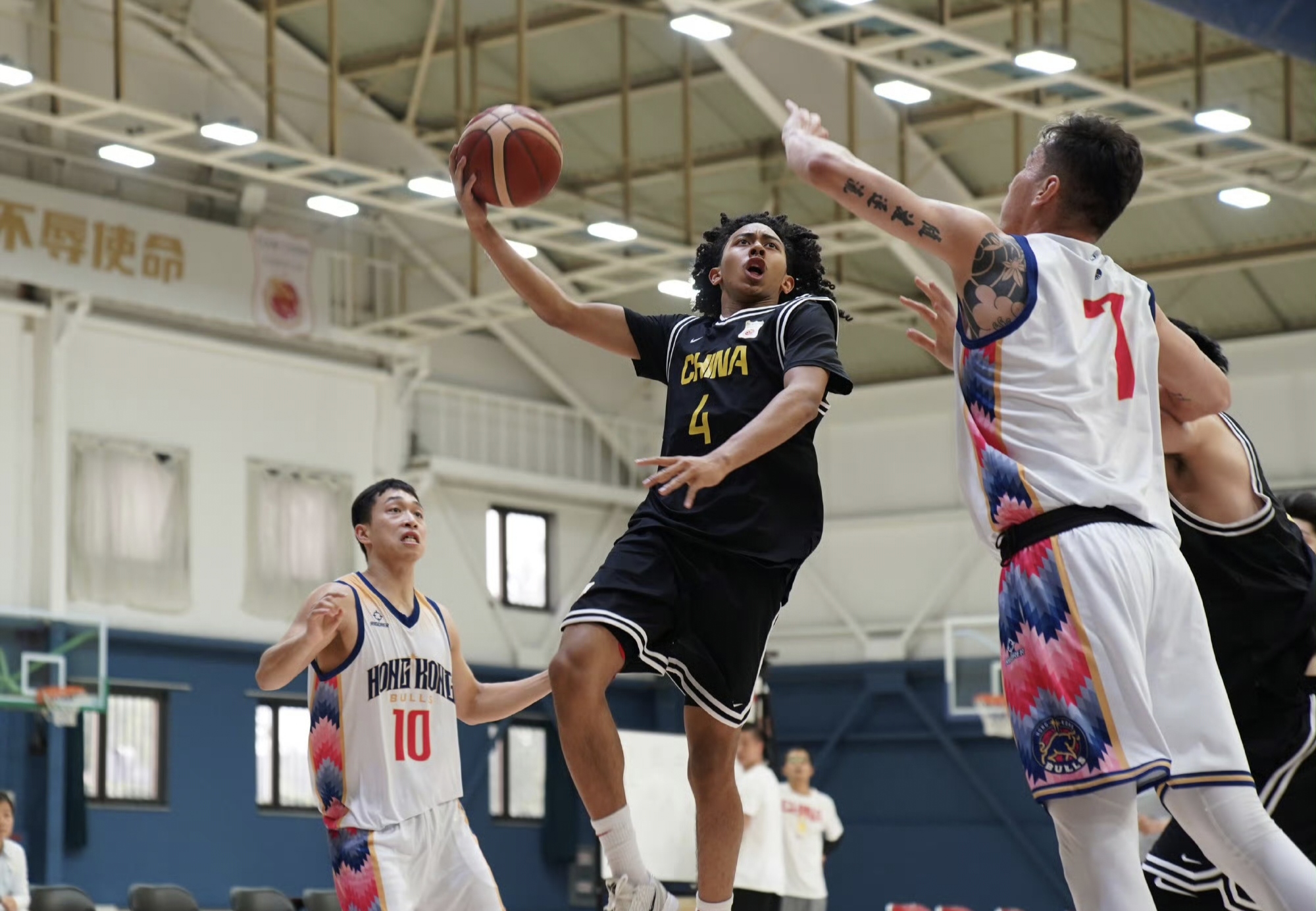 孟菲斯灰熊迎CBA季后赛关键赛,冲刺阶段扳平良机,气氛紧张,心理建设被强调的简单介绍 孟菲斯灰熊迎CBA季后赛关键赛,冲刺阶段扳平良机,气氛紧张,心理建设被强调的简单介绍