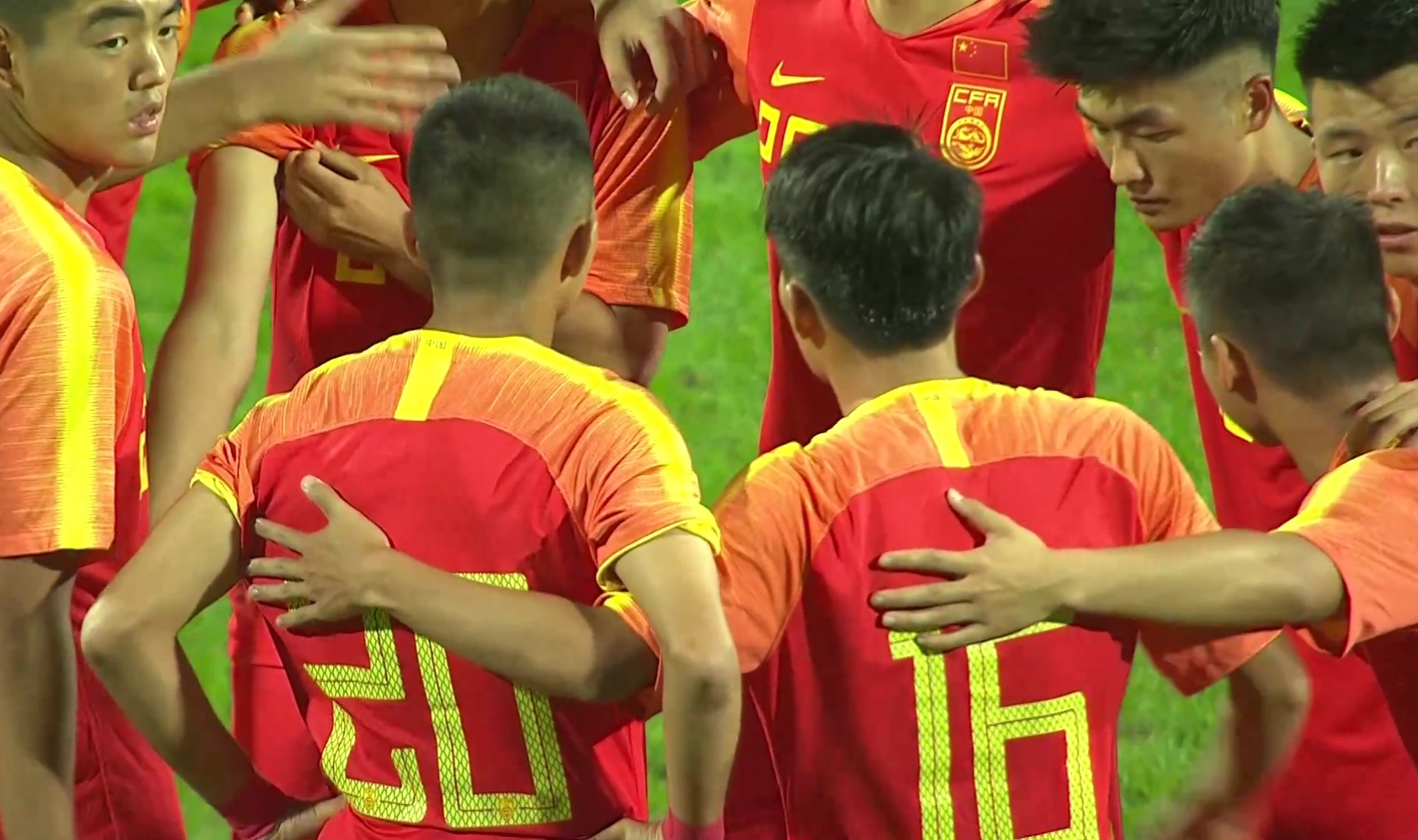 法国杯今晚走向成谜，布莱顿回应争议，信心回归，身体对抗强度拉满的简单介绍