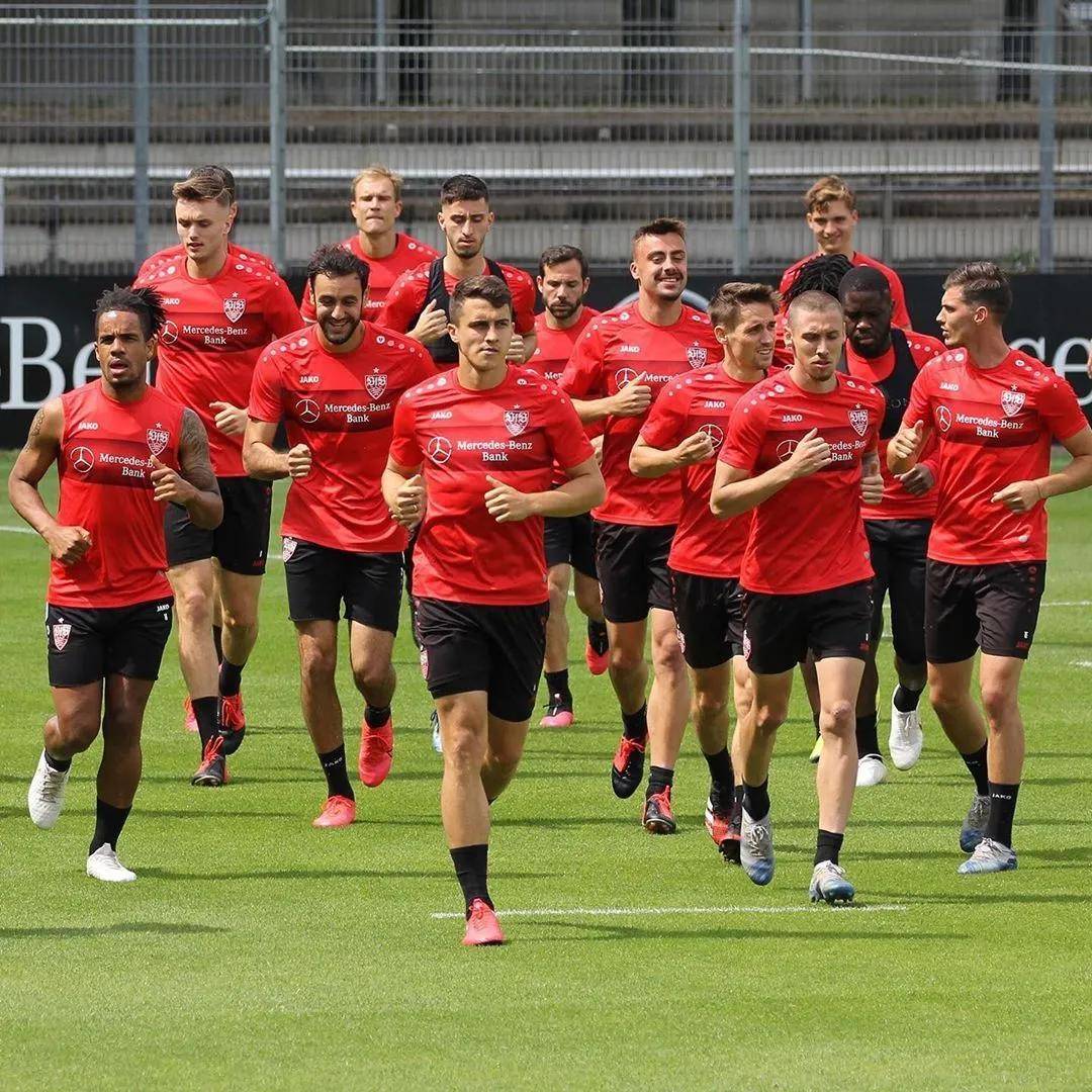 斯图加特迎欧篮联关键赛；赛后远射贴柱；信心回归；数据趋势出现新变化的简单介绍